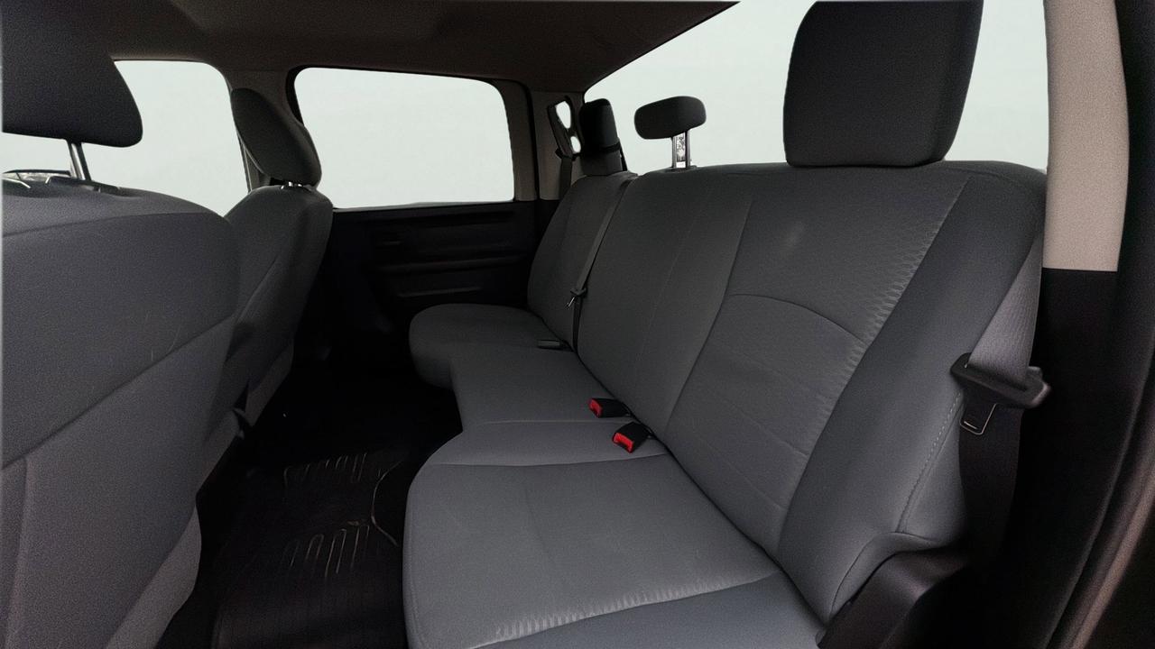 2019 RAM 1500 Classic ST 4x4 Crew Cab 5'7  Box Photo