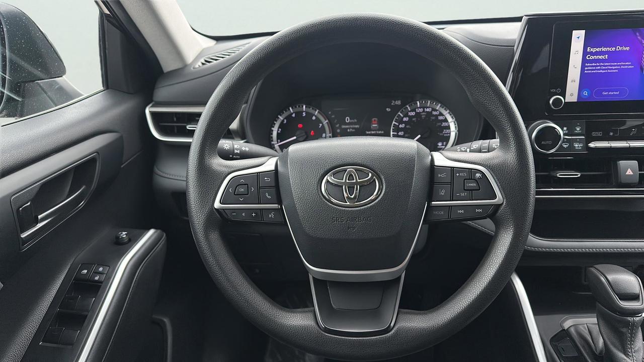 2023 Toyota Highlander  Photo