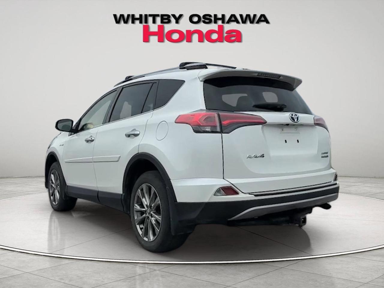 2018 Toyota RAV4 Hybrid  Photo
