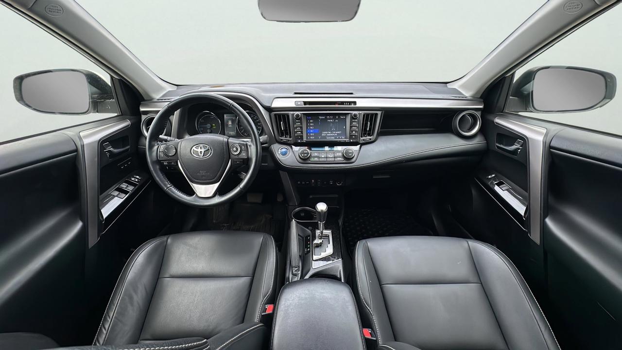 2018 Toyota RAV4 Hybrid  Photo