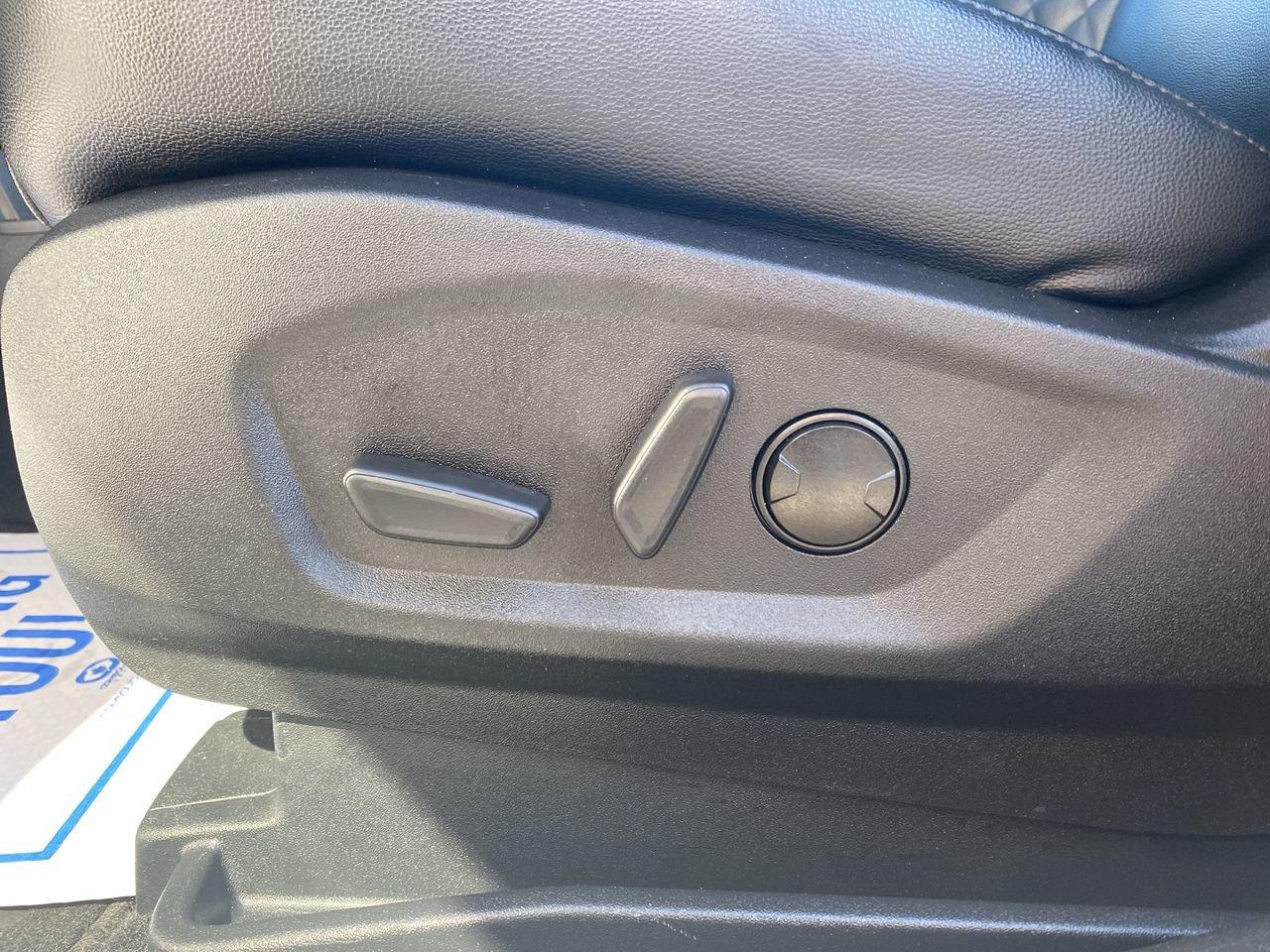 2024 Ford Edge Titanium Photo