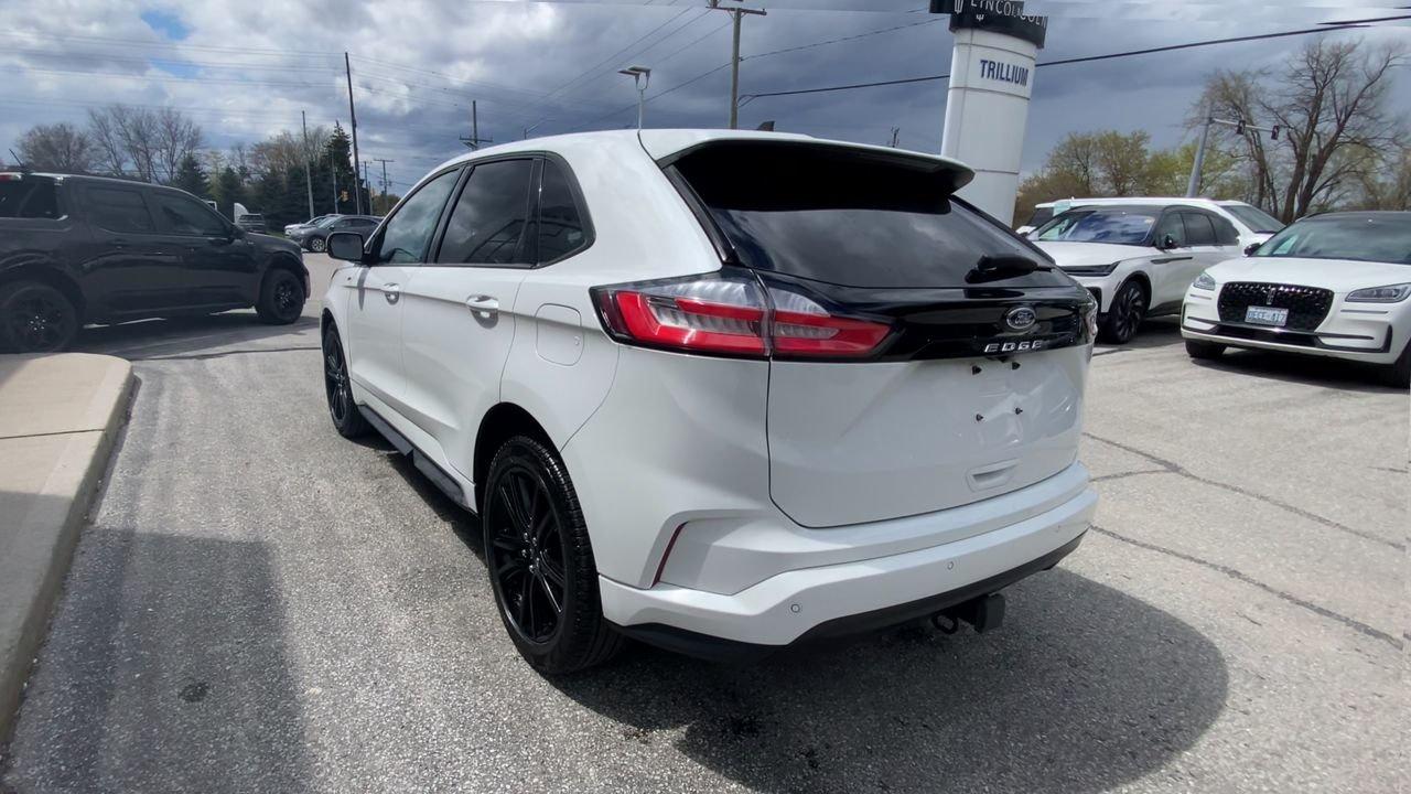2024 Ford Edge  Photo