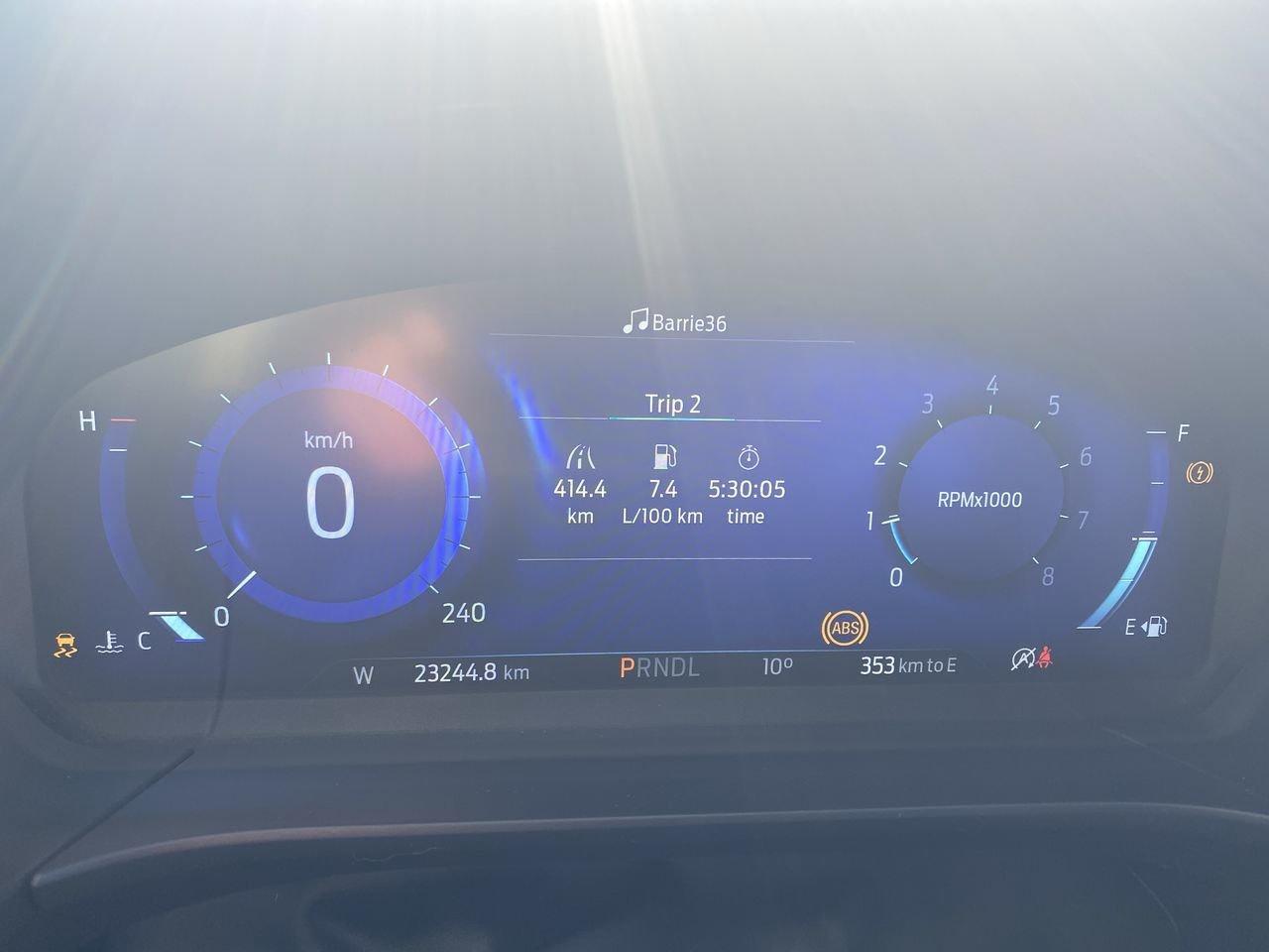 2022 Ford Escape Titanium Photo