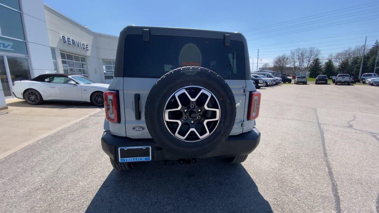 2026 Ford Bronco Outer Banks Photo