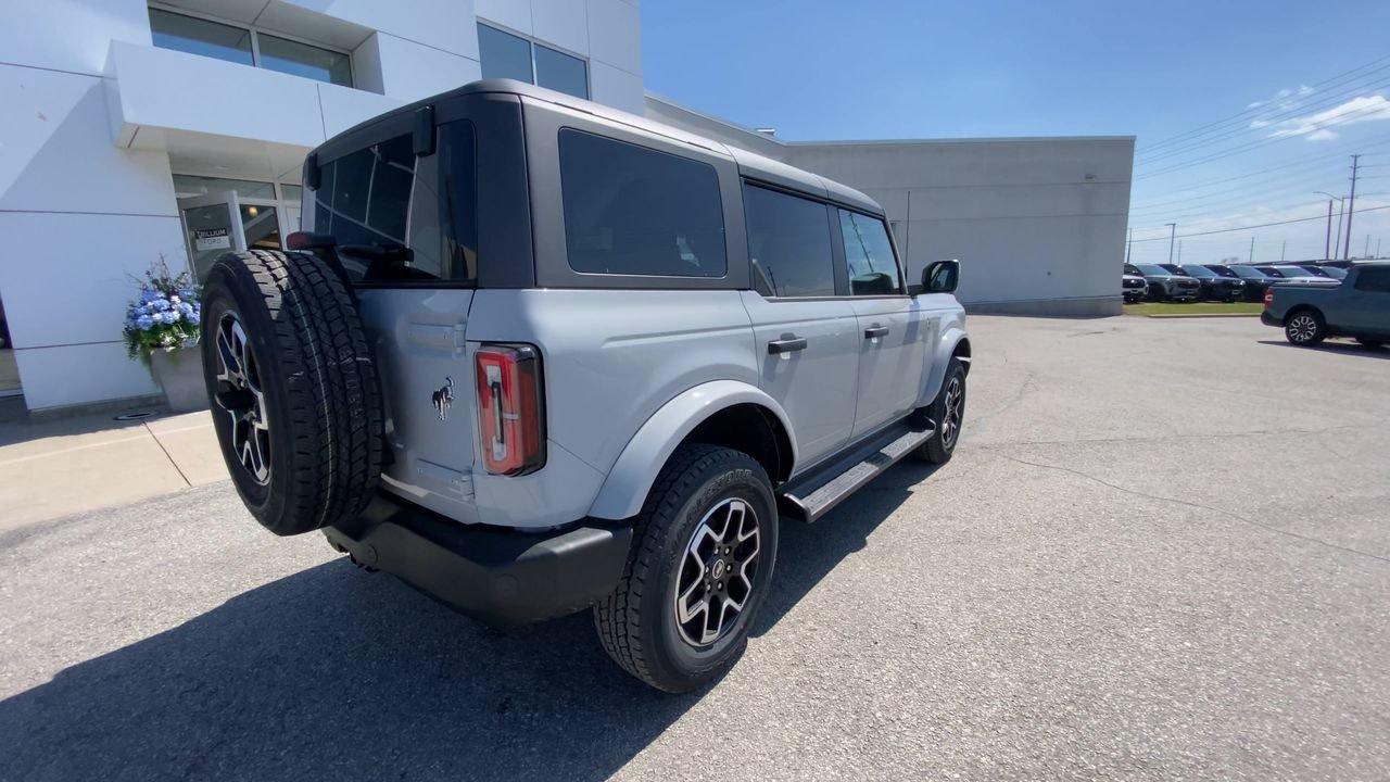 2026 Ford Bronco Outer Banks Photo