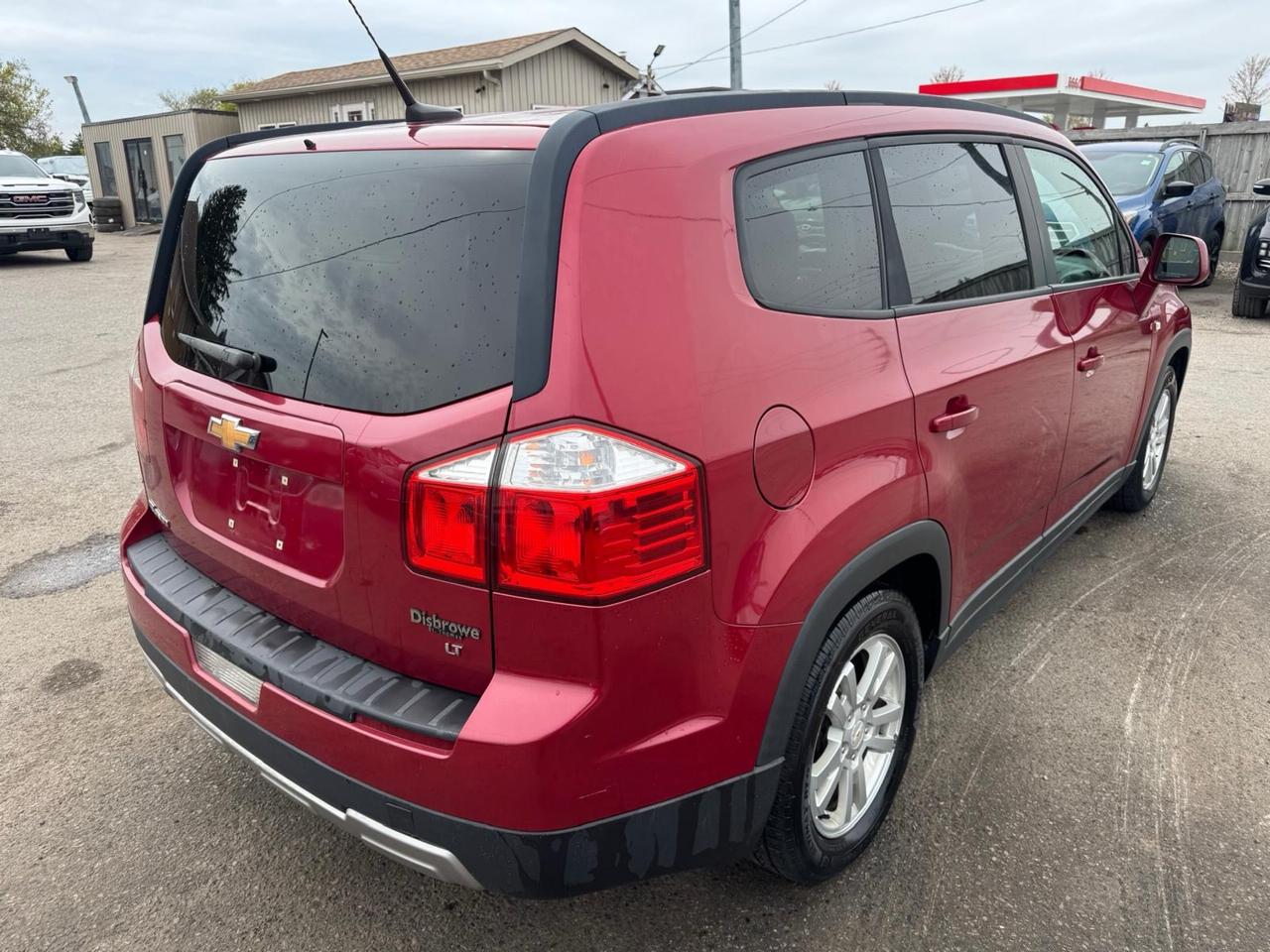 2012 Chevrolet Orlando 1LT, ONE OWNER, NO ACCIDENTS, CERTIFIED Photo4