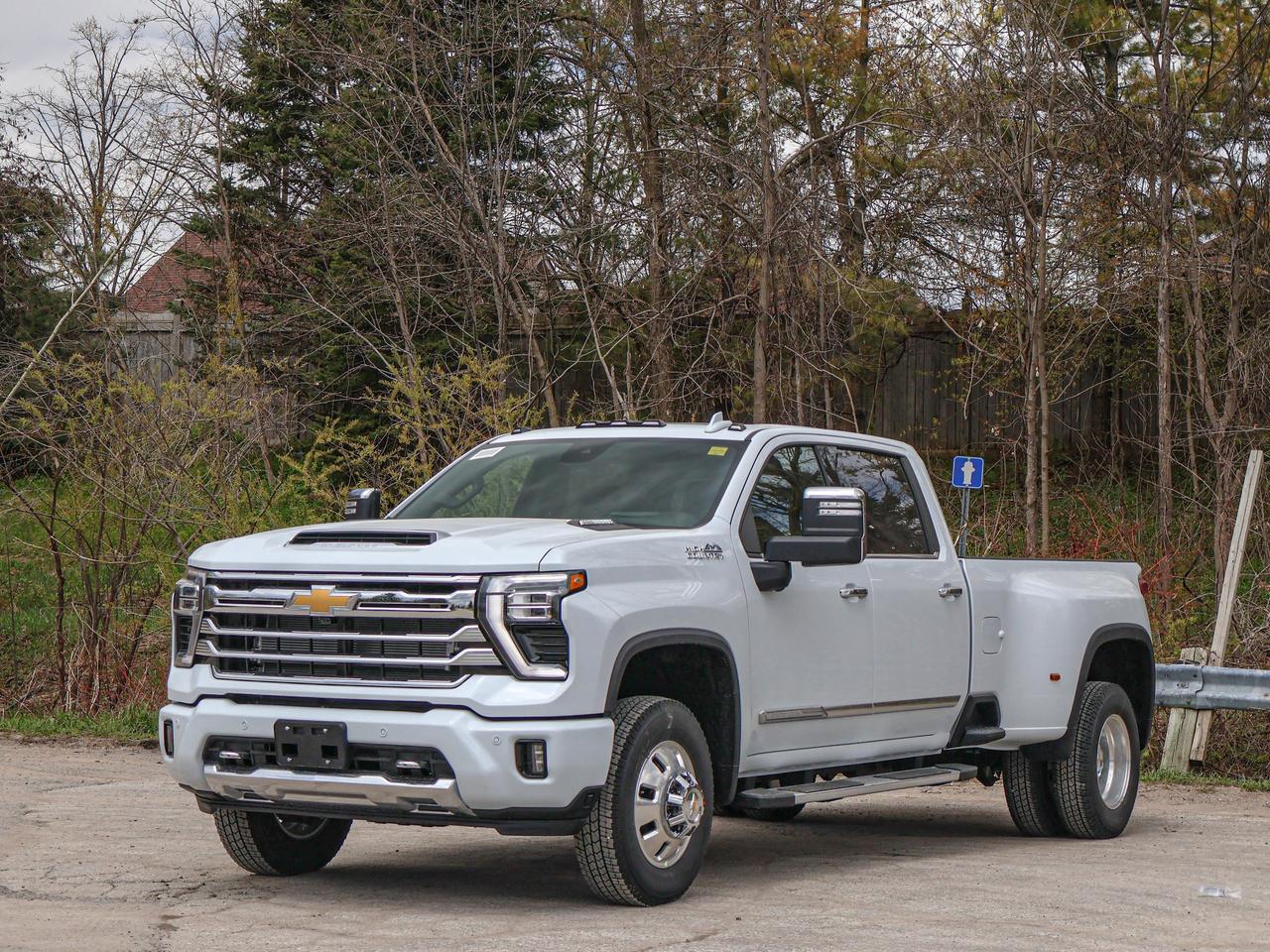 2026 Chevrolet Silverado 3500HD High Country Photo