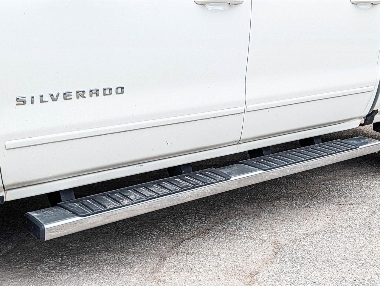 2018 Chevrolet Silverado 1500 LT Photo