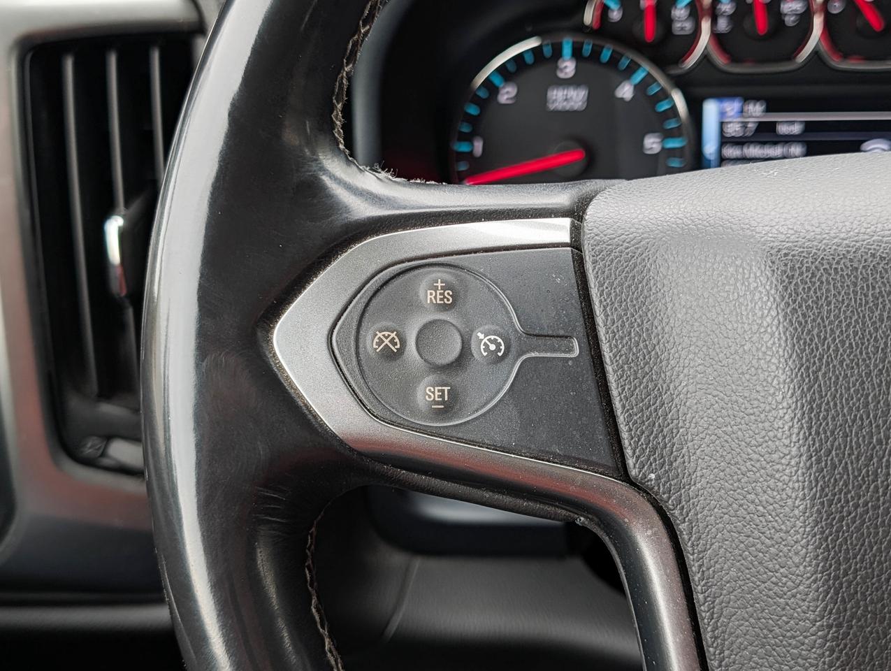 2018 Chevrolet Silverado 1500 LT Photo