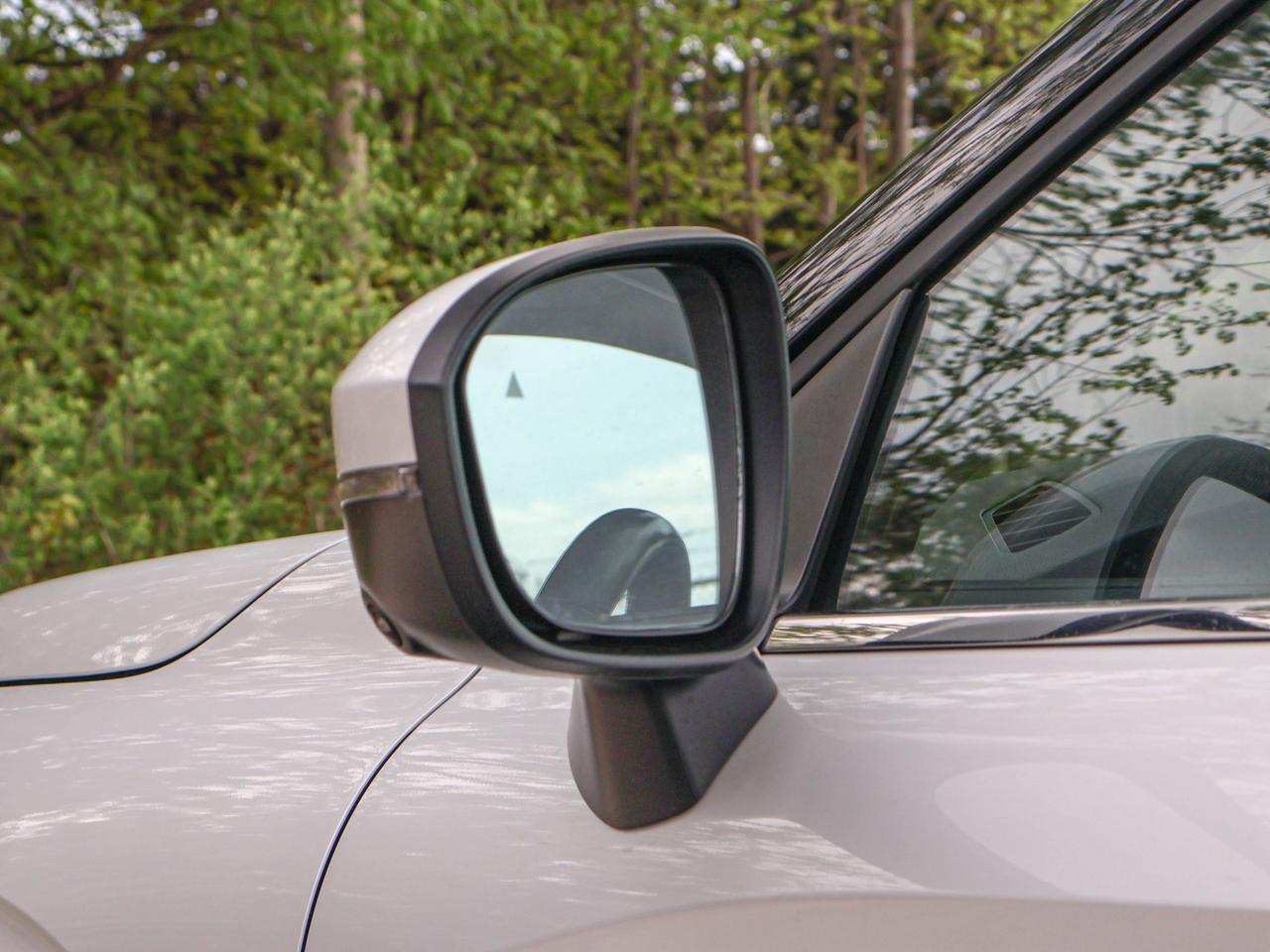 2024 Mitsubishi Outlander SEL Photo