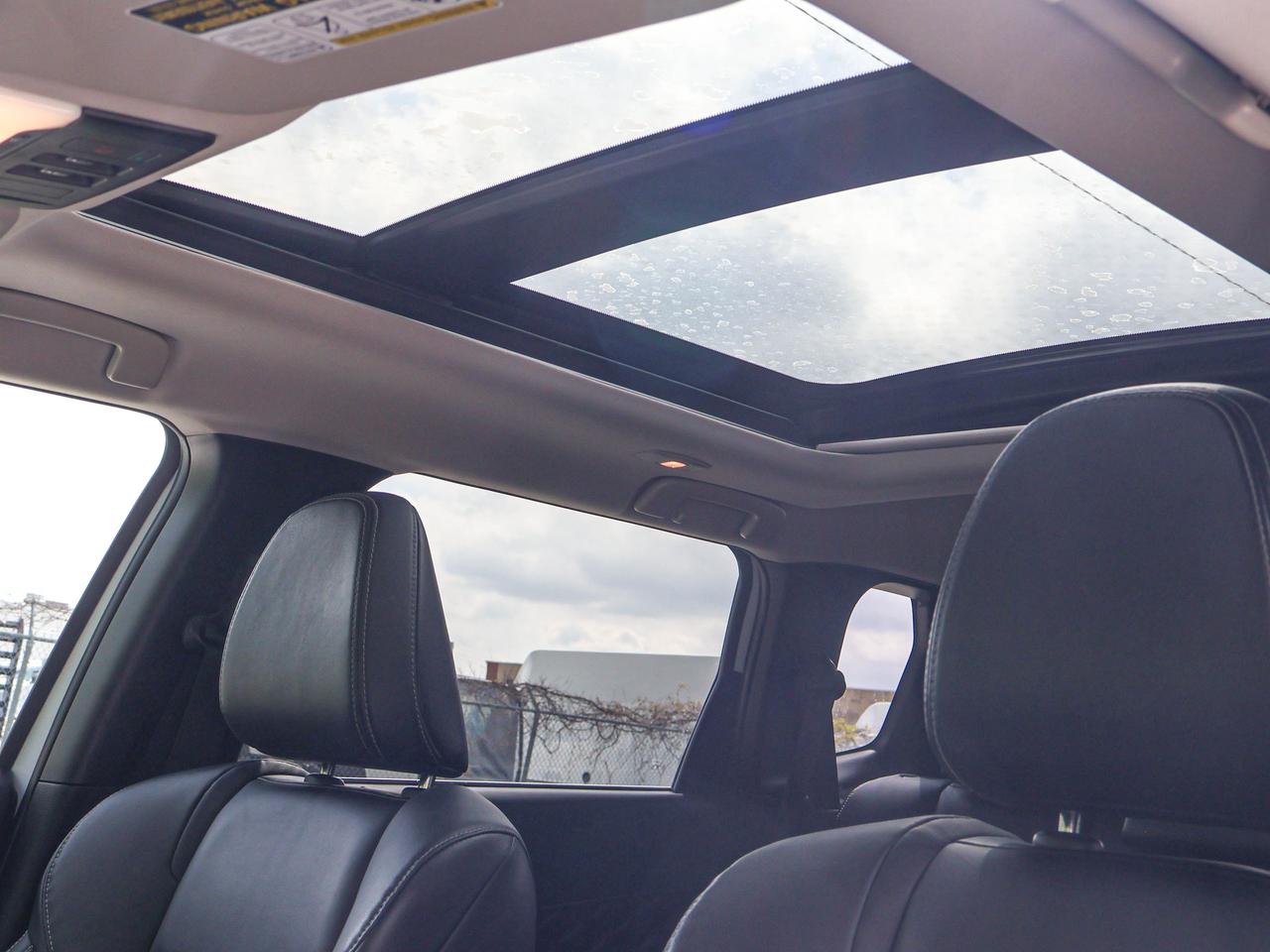 2024 Mitsubishi Outlander SEL Photo