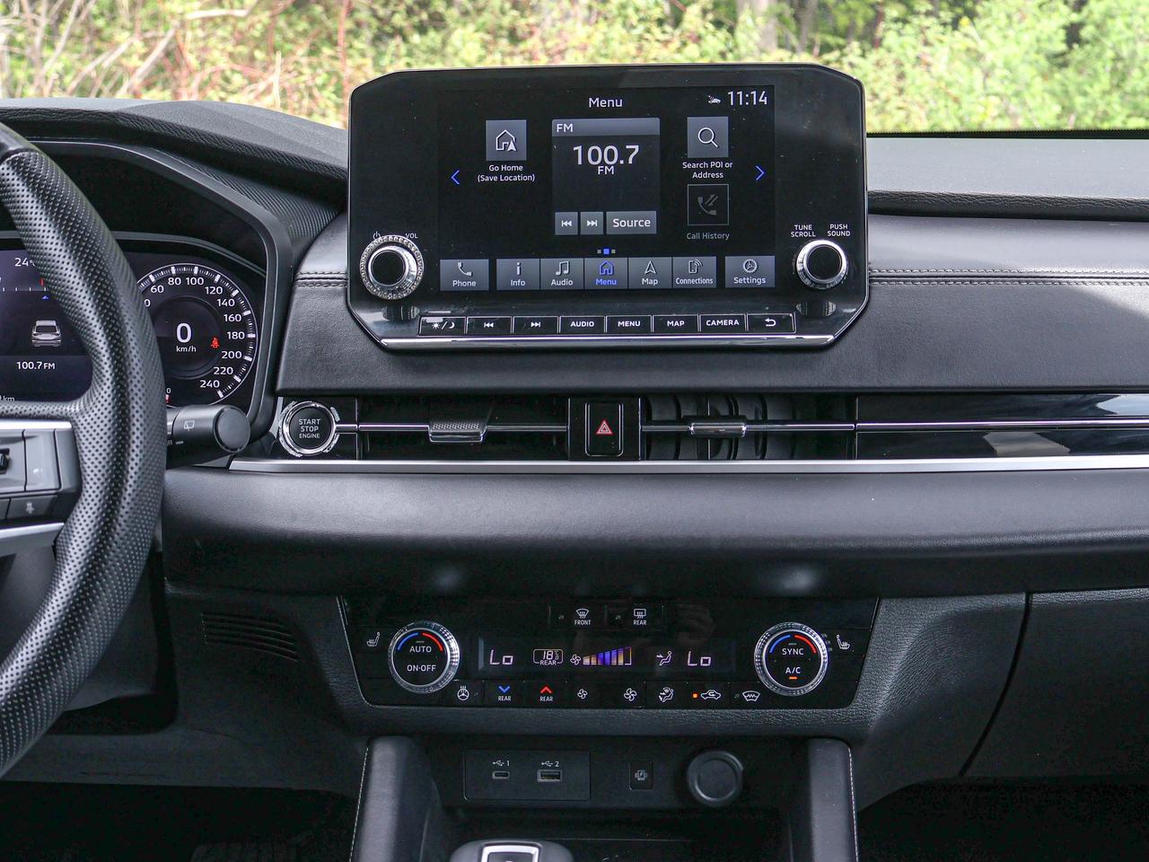 2024 Mitsubishi Outlander SEL Photo