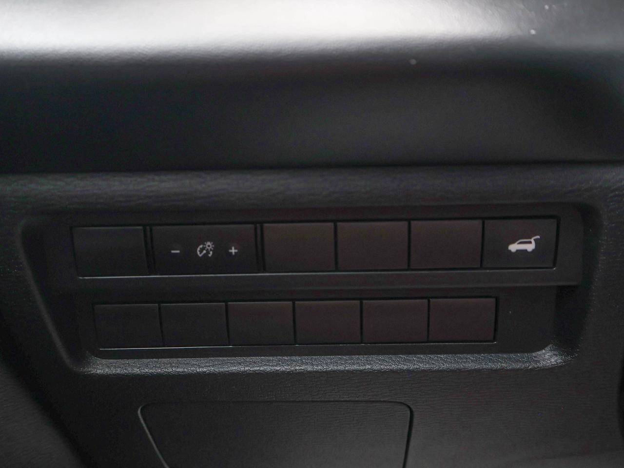2024 Mitsubishi Outlander SEL Photo