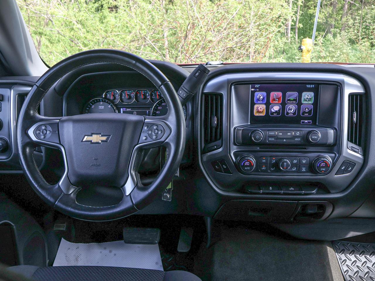 2017 Chevrolet Silverado 1500 LT Photo