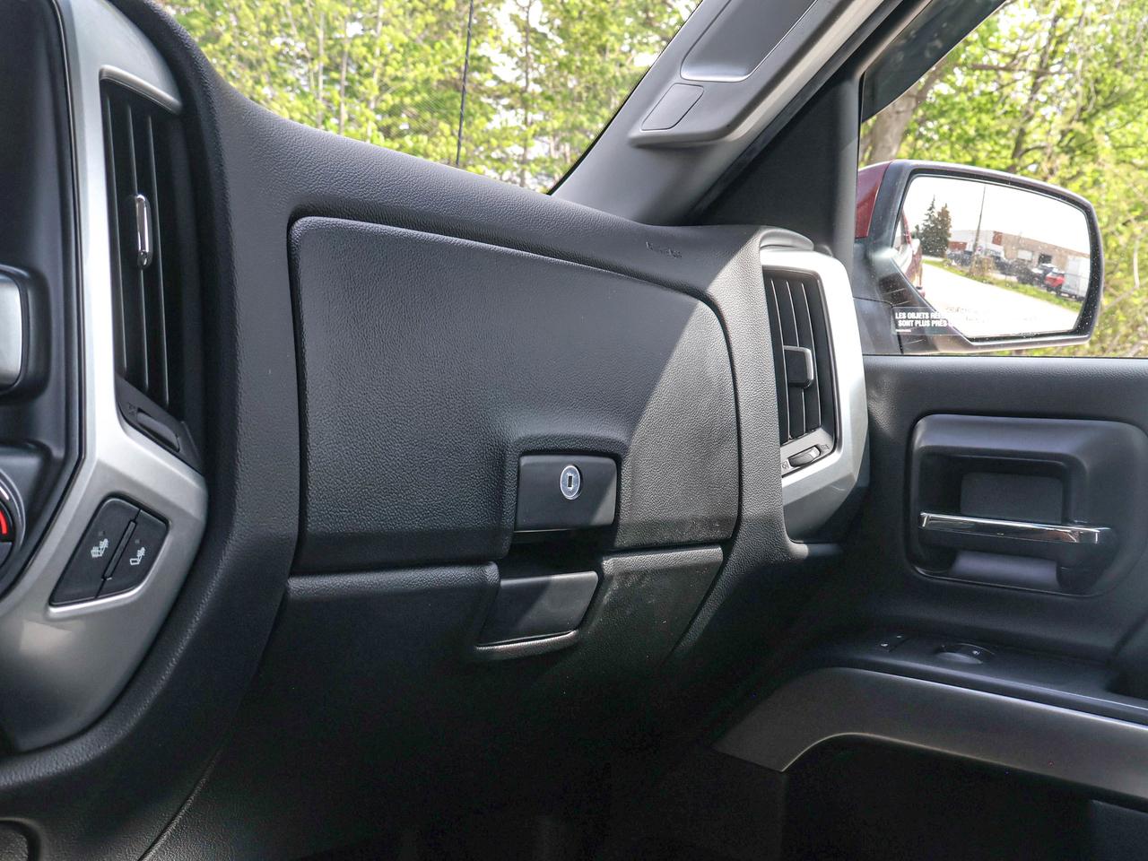 2017 Chevrolet Silverado 1500 LT Photo