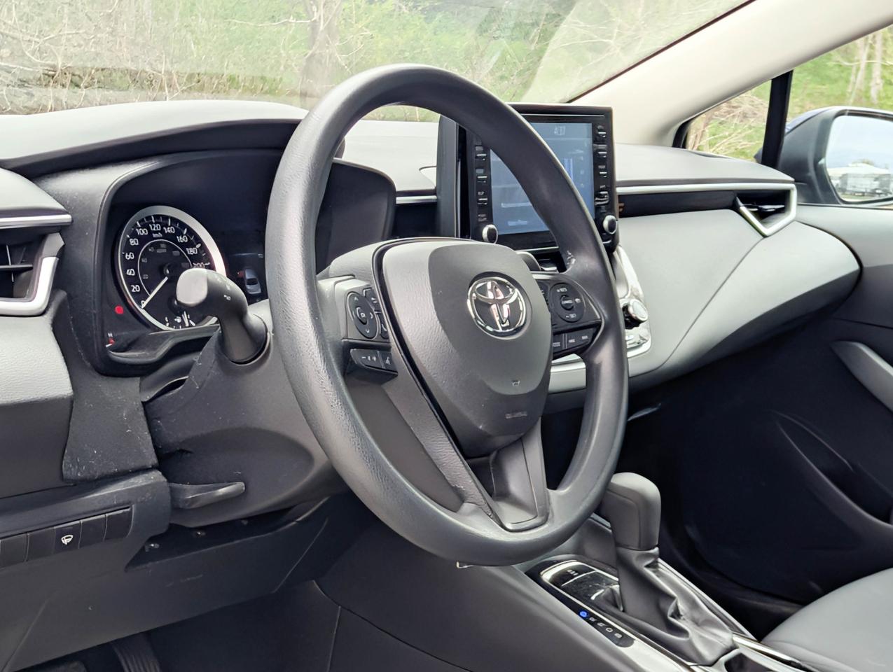 2022 Toyota Corolla LE Photo