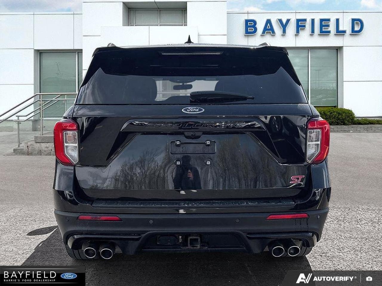 2021 Ford Explorer ST Photo4