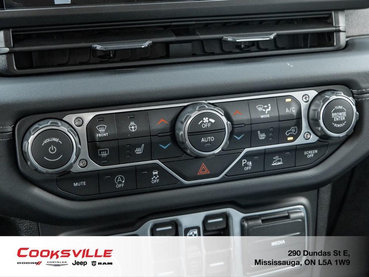 2025 Jeep Wrangler Sahara 4 Door 4x4 Photo
