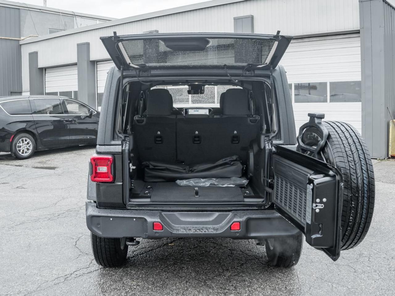 2025 Jeep Wrangler Sahara 4 Door 4x4 Photo