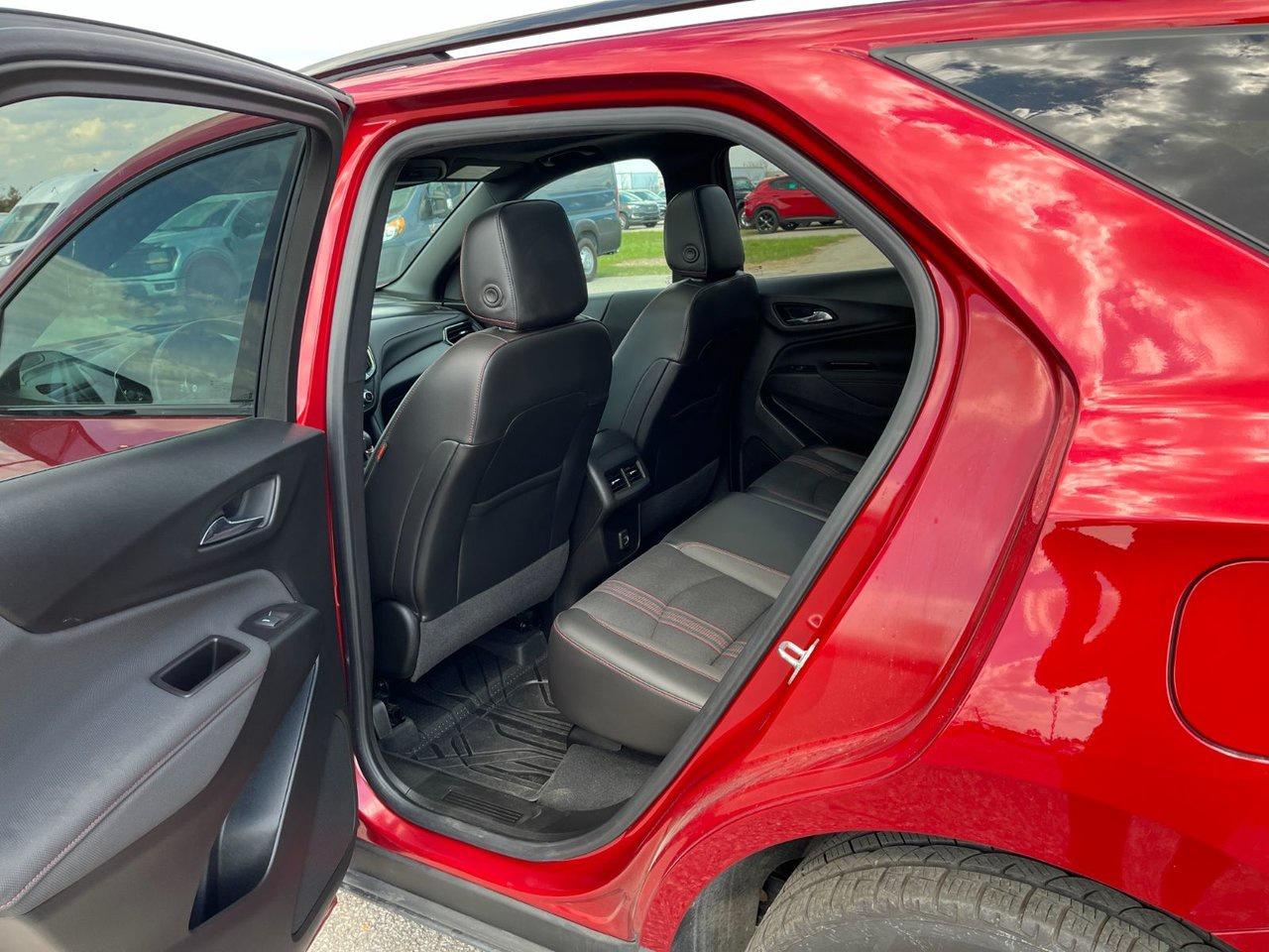 2022 Chevrolet Equinox AWD 4dr RS Photo