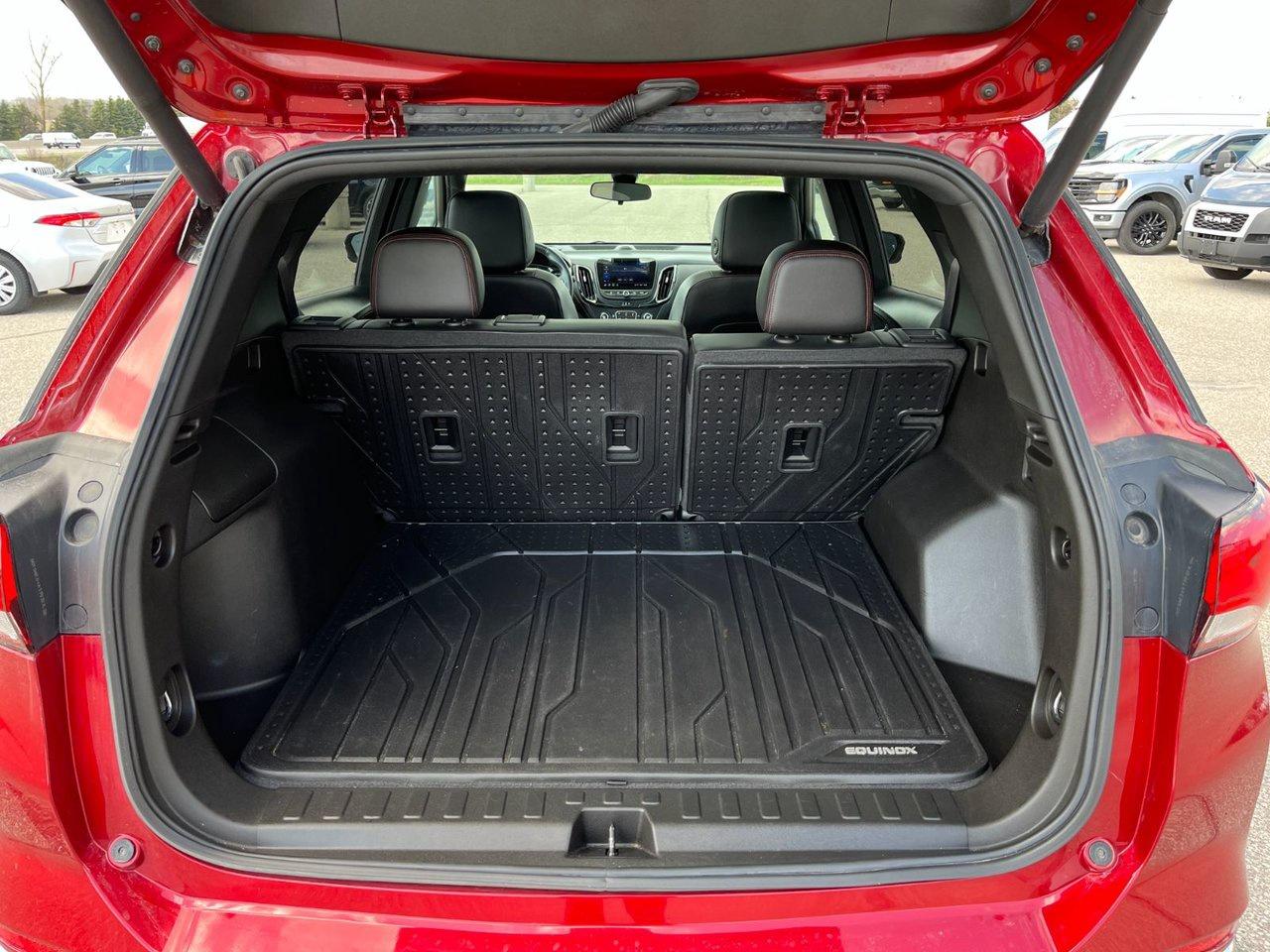 2022 Chevrolet Equinox AWD 4dr RS Photo