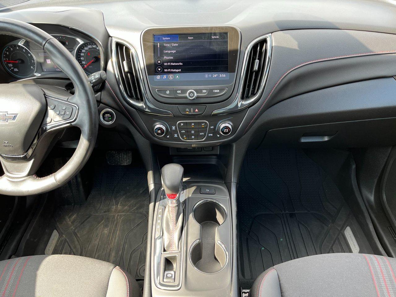 2022 Chevrolet Equinox AWD 4dr RS Photo