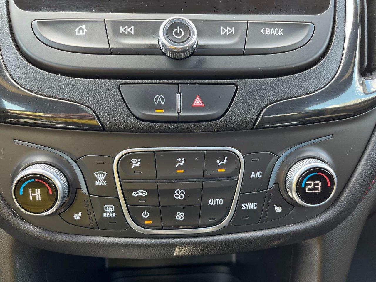 2022 Chevrolet Equinox AWD 4dr RS Photo