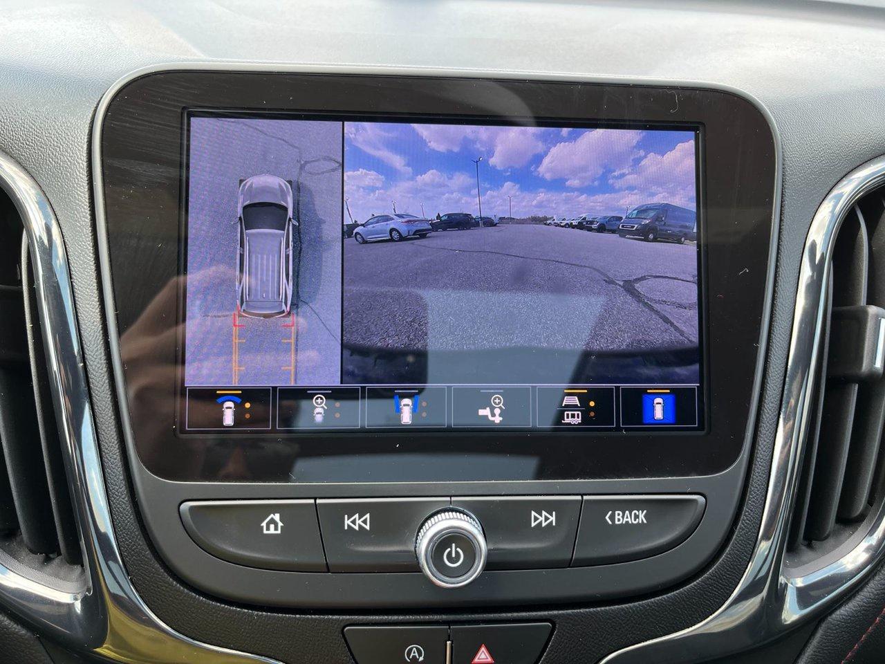 2022 Chevrolet Equinox AWD 4dr RS Photo