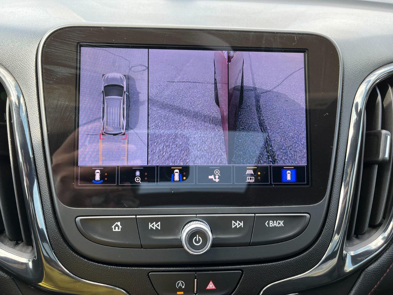 2022 Chevrolet Equinox AWD 4dr RS Photo