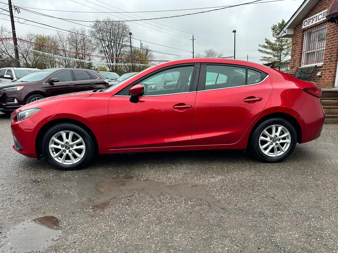 2015 Mazda MAZDA3 GS HTD-Cloth Bluetooth BackupCam RemStart A/C FM Photo2
