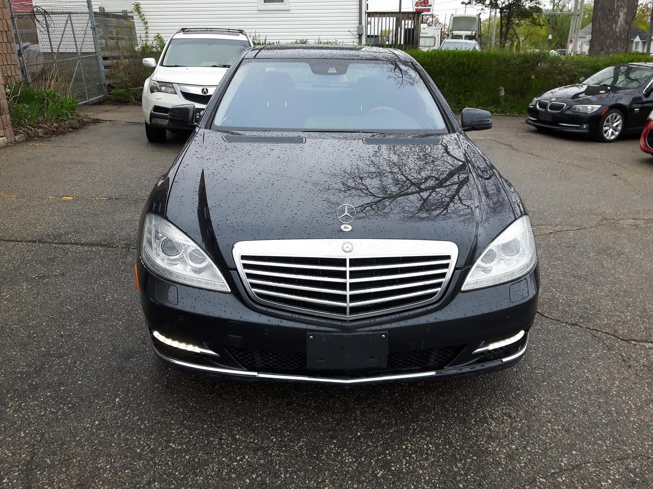 2012 Mercedes-Benz S-Class S 550 Photo