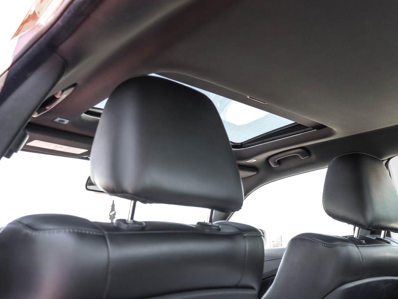 2023 Dodge Charger SXT AWD R/Starter Apple CarPlay/Android leather Photo