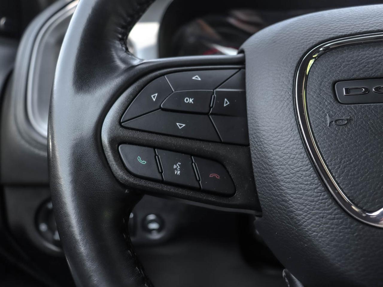 2023 Dodge Charger SXT AWD R/Starter Apple CarPlay/Android leather Photo