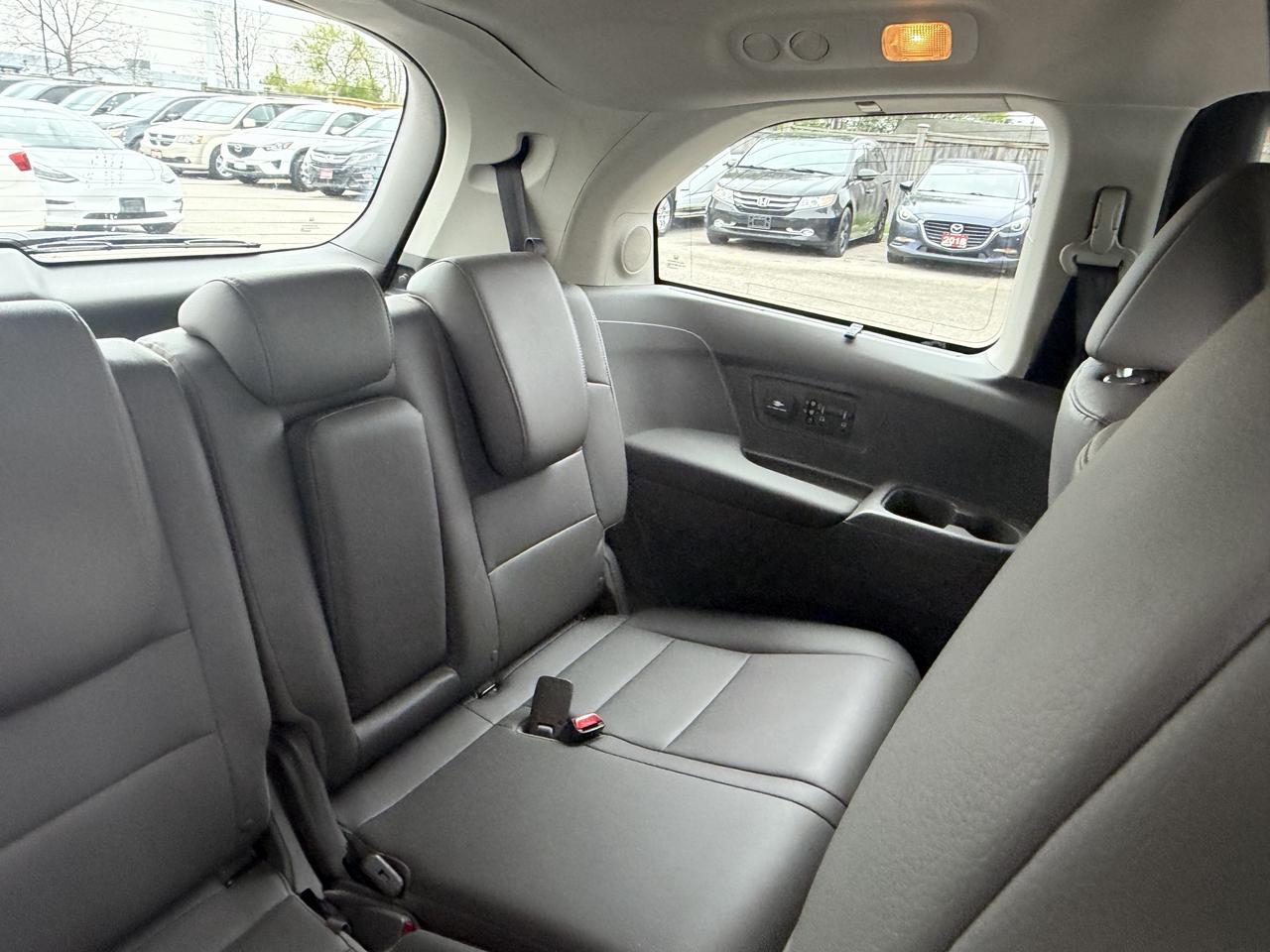 2014 Honda Odyssey Touring Photo