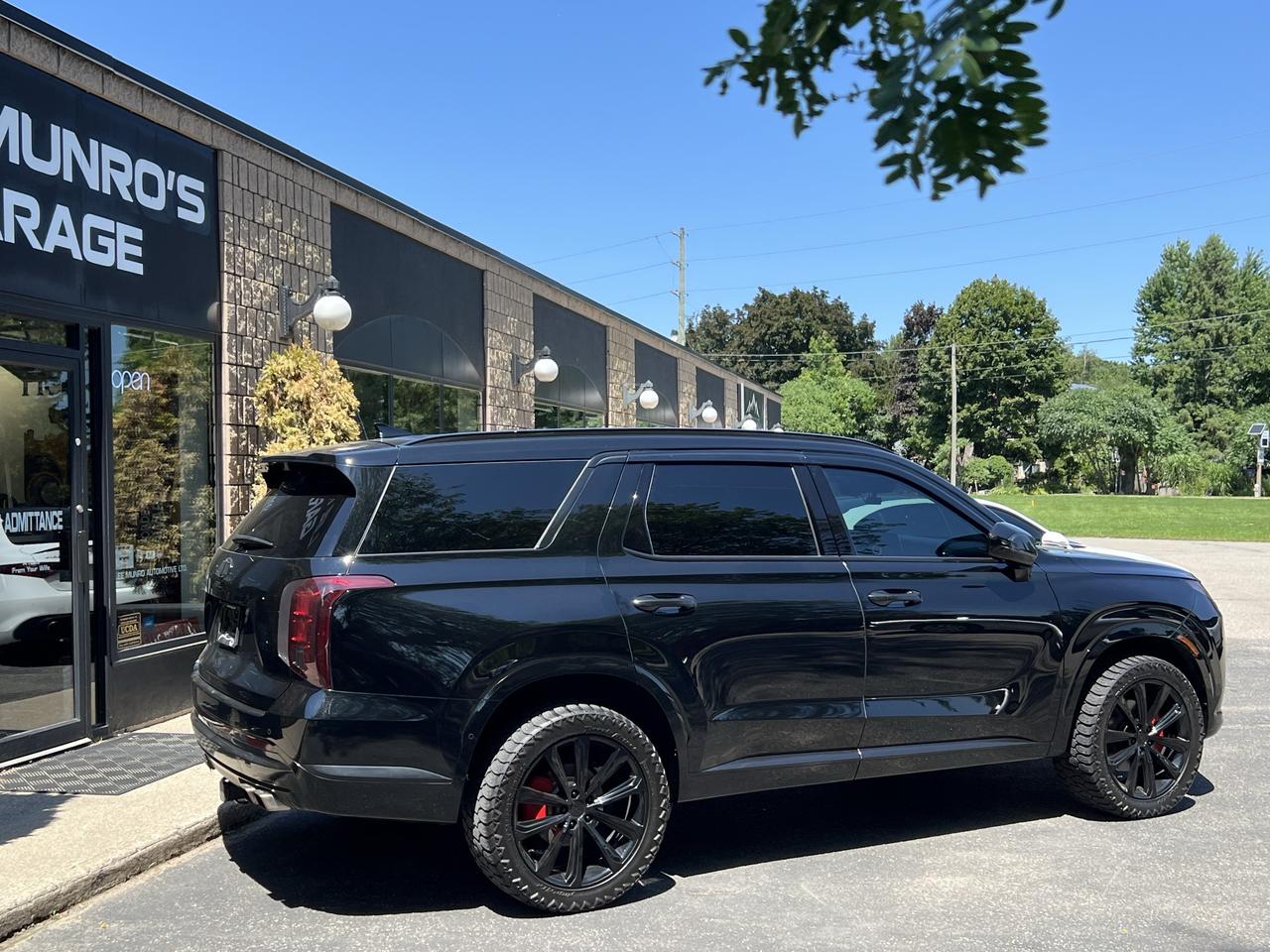 2023 Hyundai PALISADE Ultimate Calligraphy 7-Passenger AWD Plus! Photo