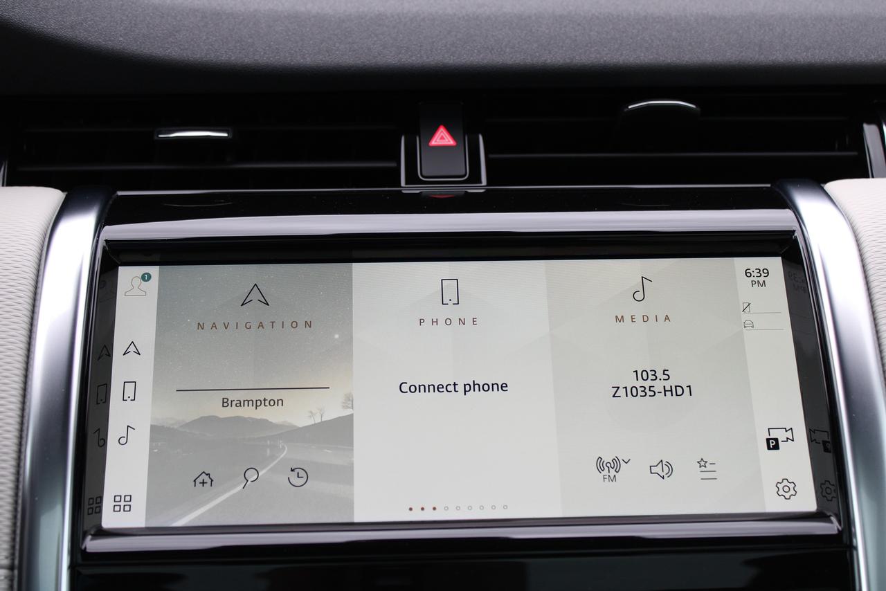 2021 Land Rover Discovery Sport R-Dynamic SE 4WD Photo