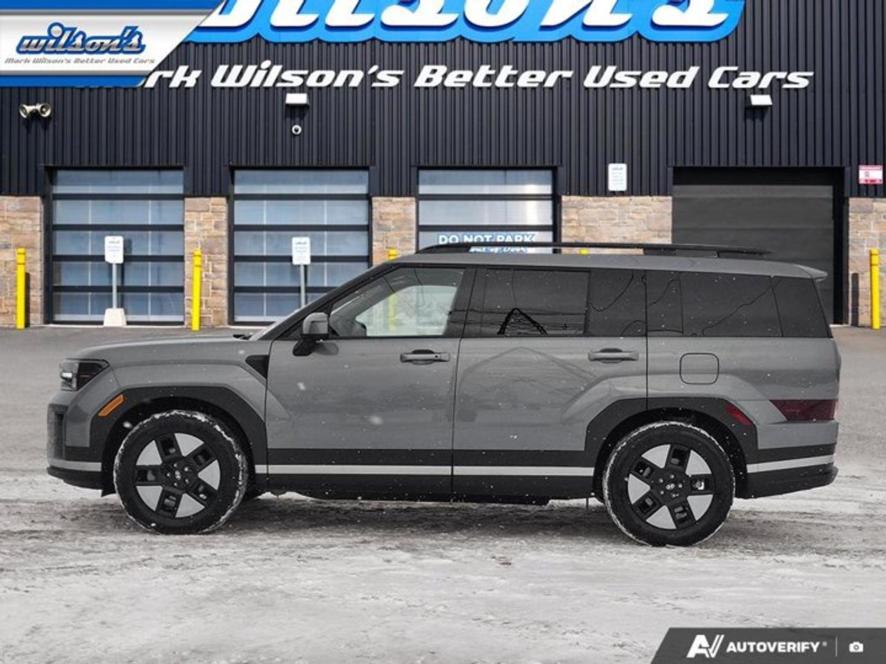 2025 Hyundai Santa Fe Hybrid Preferred AWD | 3rd Row | Heated Wheel + Seats | Adaptive Cruise | CarPlay + Android | and More ! Photo