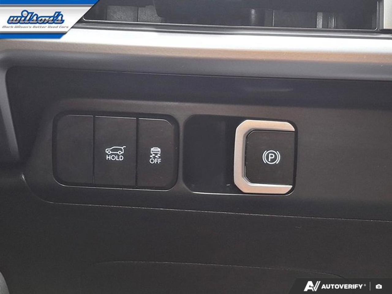 2025 Hyundai Santa Fe Hybrid Preferred AWD | 3rd Row | Heated Wheel + Seats | Adaptive Cruise | CarPlay + Android | and More ! Photo