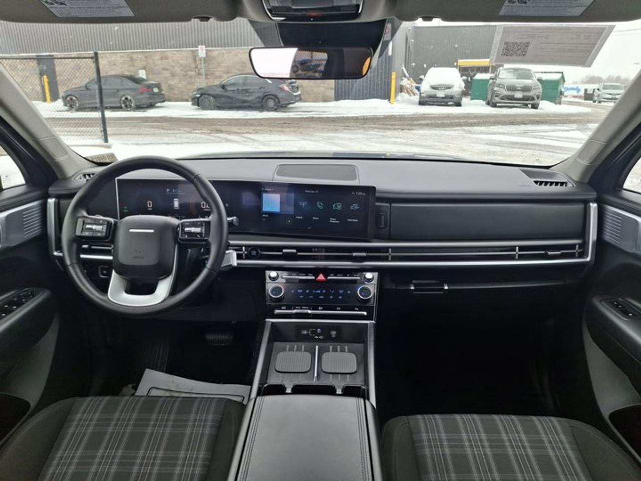 2025 Hyundai Santa Fe Hybrid Preferred AWD | 3rd Row | Heated Wheel + Seats | Adaptive Cruise | CarPlay + Android | and More ! Photo
