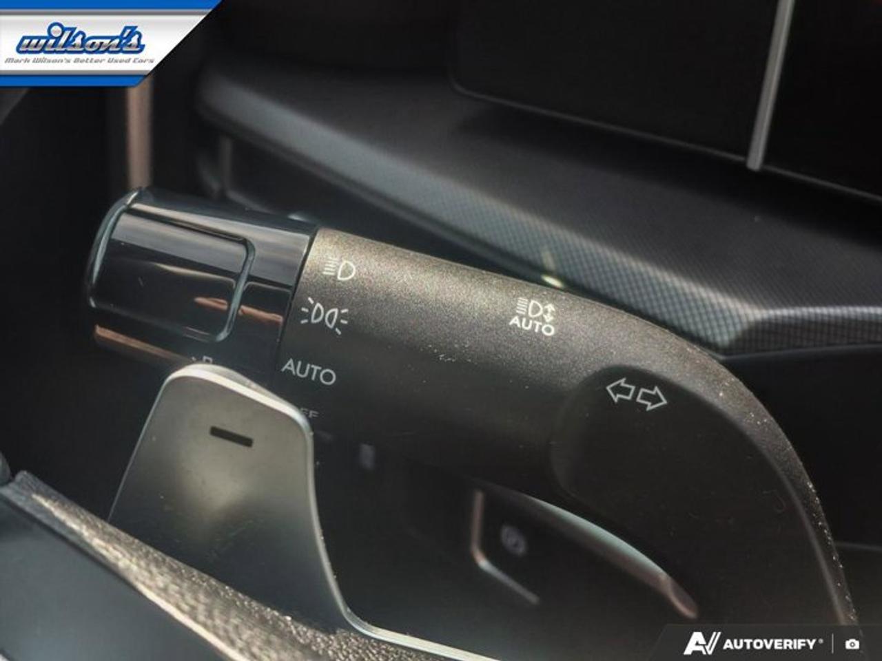 2025 Hyundai Santa Fe Hybrid Preferred AWD | 3rd Row | Heated Wheel + Seats | Adaptive Cruise | CarPlay + Android | and More ! Photo