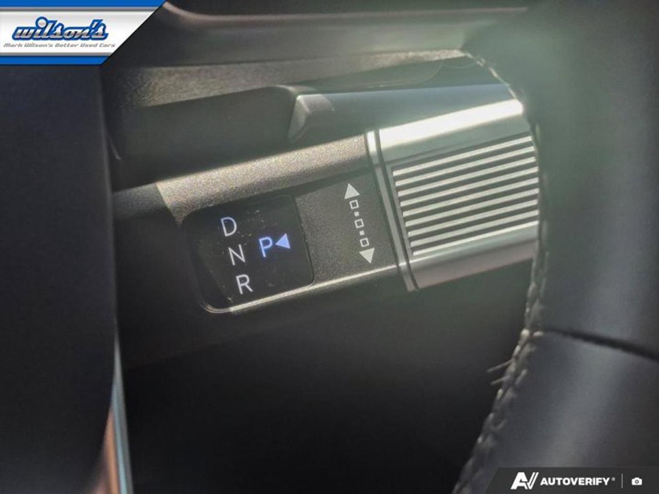 2025 Hyundai Santa Fe Hybrid Preferred AWD | 3rd Row | Heated Wheel + Seats | Adaptive Cruise | CarPlay + Android | and More ! Photo