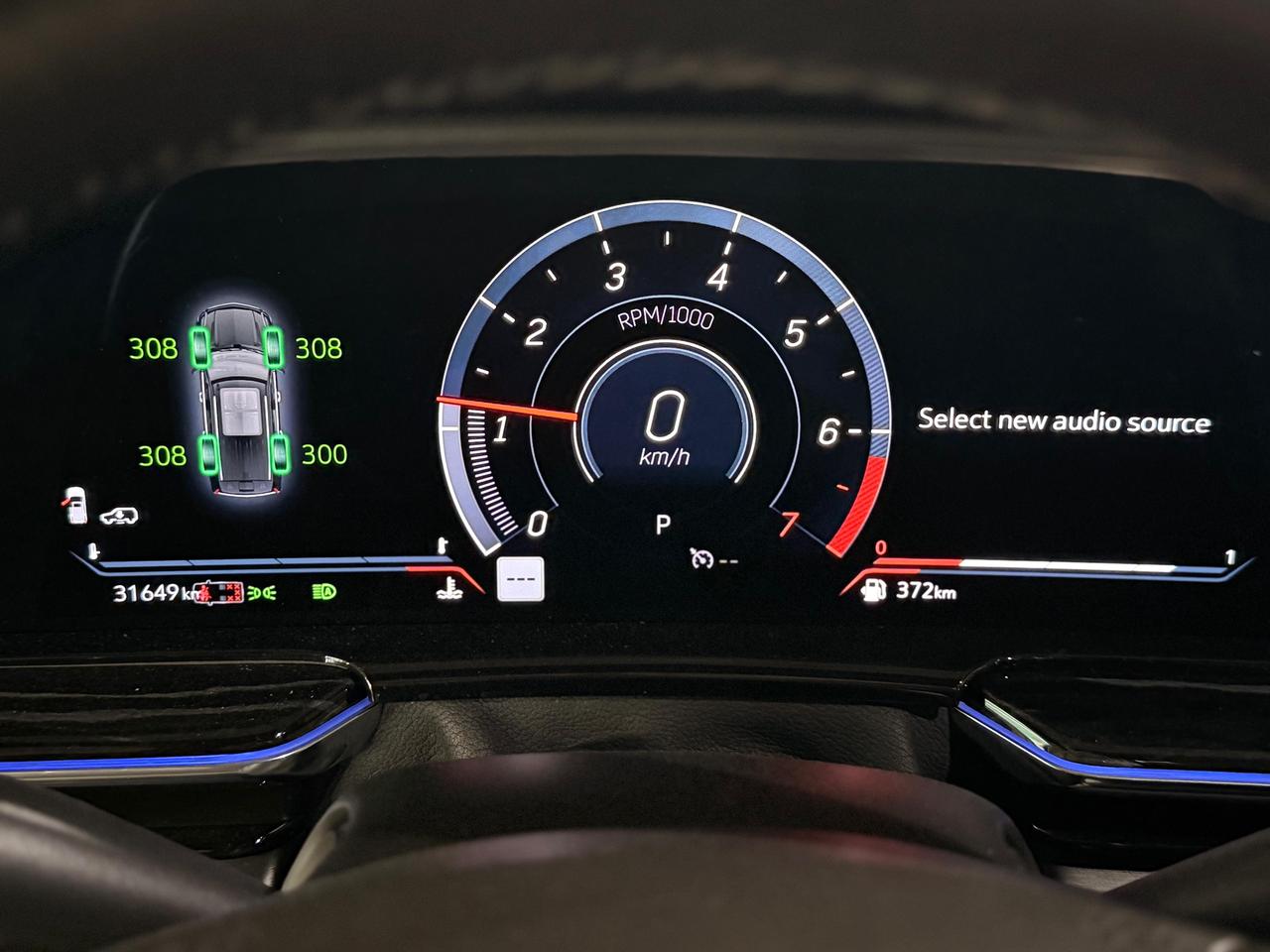 2023 Cadillac Escalade AWD V-Series| CLEAN TITLE | CLEAN CAR| Photo