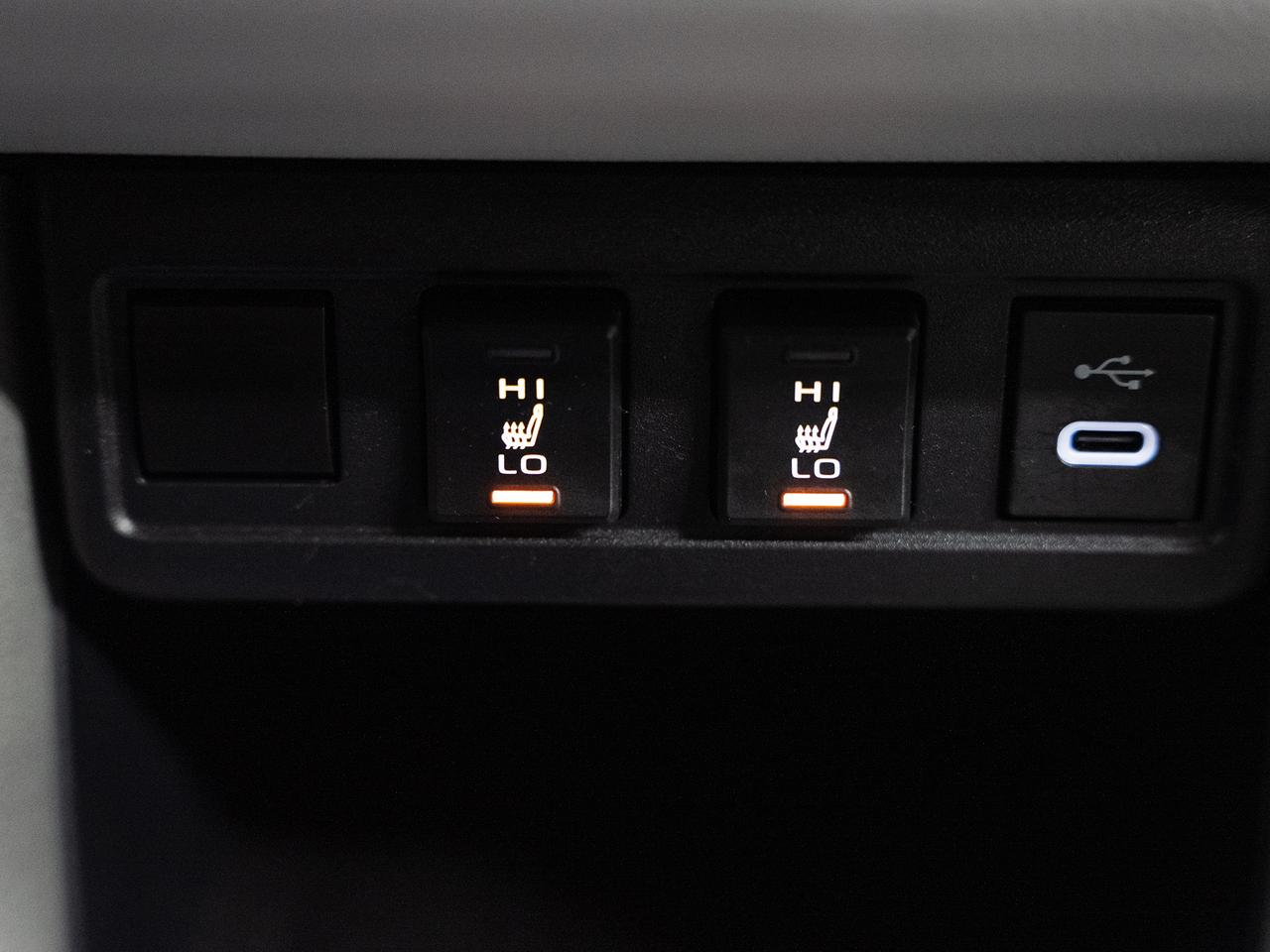 2023 Toyota Corolla Cross L AWD | ACC | LaneDep | Heated Seats | CarPlay