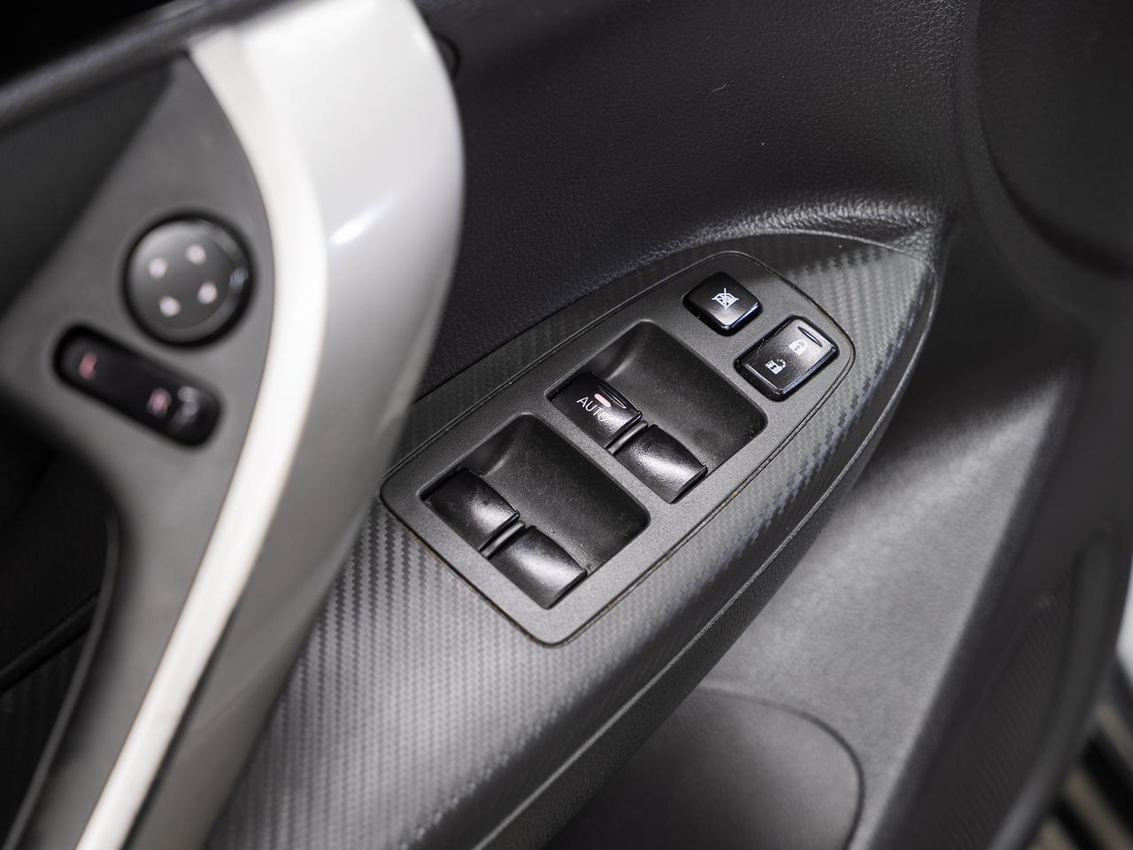 2022 Mitsubishi Eclipse Cross ES S-AWC | Heated Seats | LaneDep | CarPlay