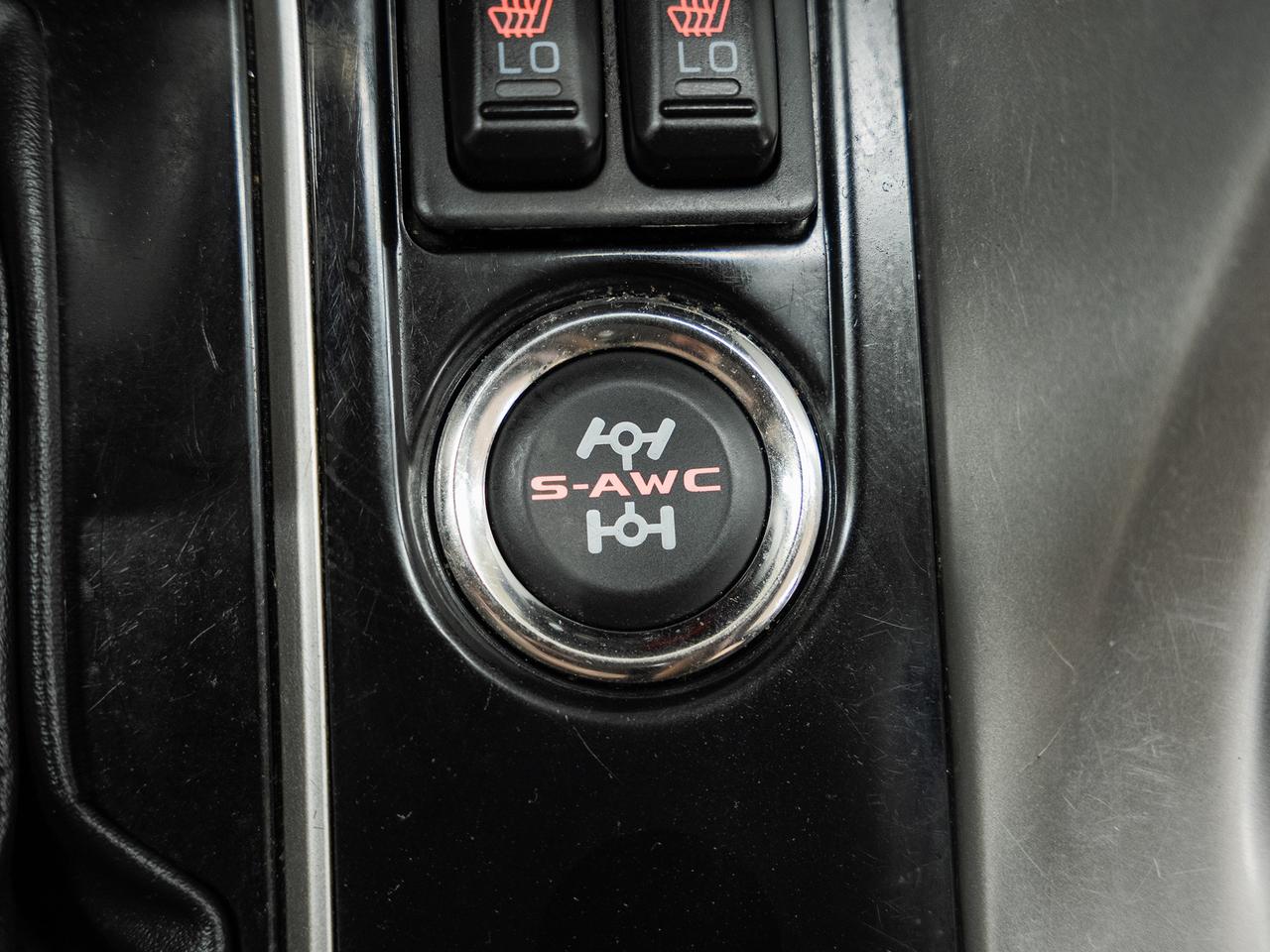 2022 Mitsubishi Eclipse Cross ES S-AWC | Heated Seats | LaneDep | CarPlay