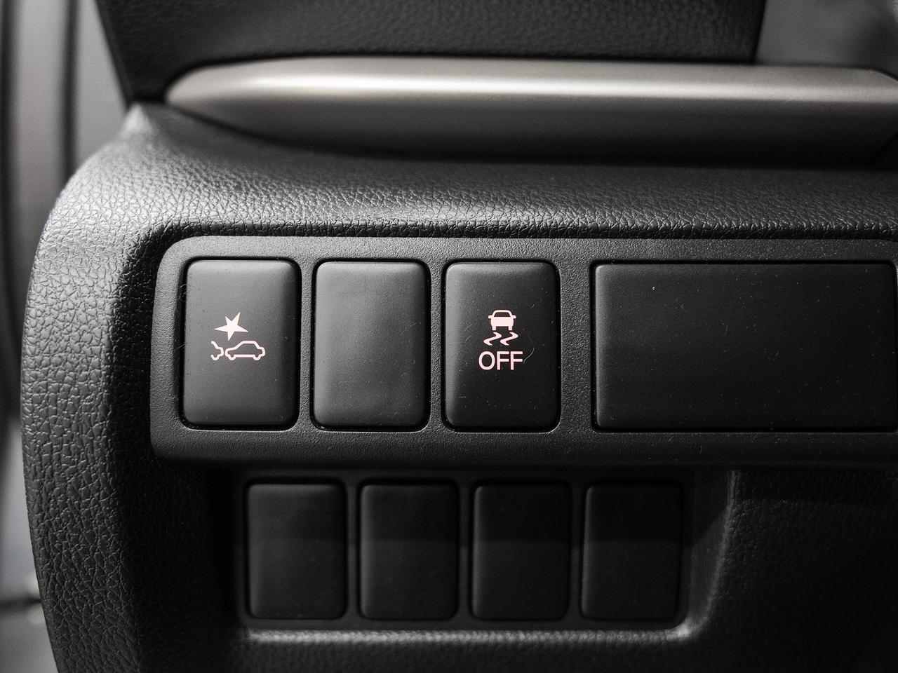 2022 Mitsubishi Eclipse Cross ES S-AWC | Heated Seats | LaneDep | CarPlay