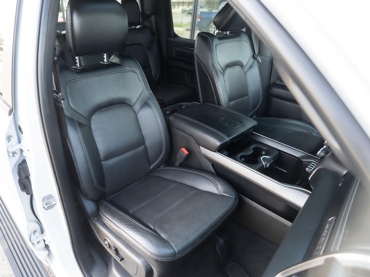 2019 RAM 1500 SPORT Photo21