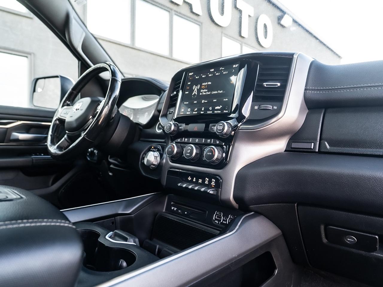 2019 RAM 1500 SPORT Photo22