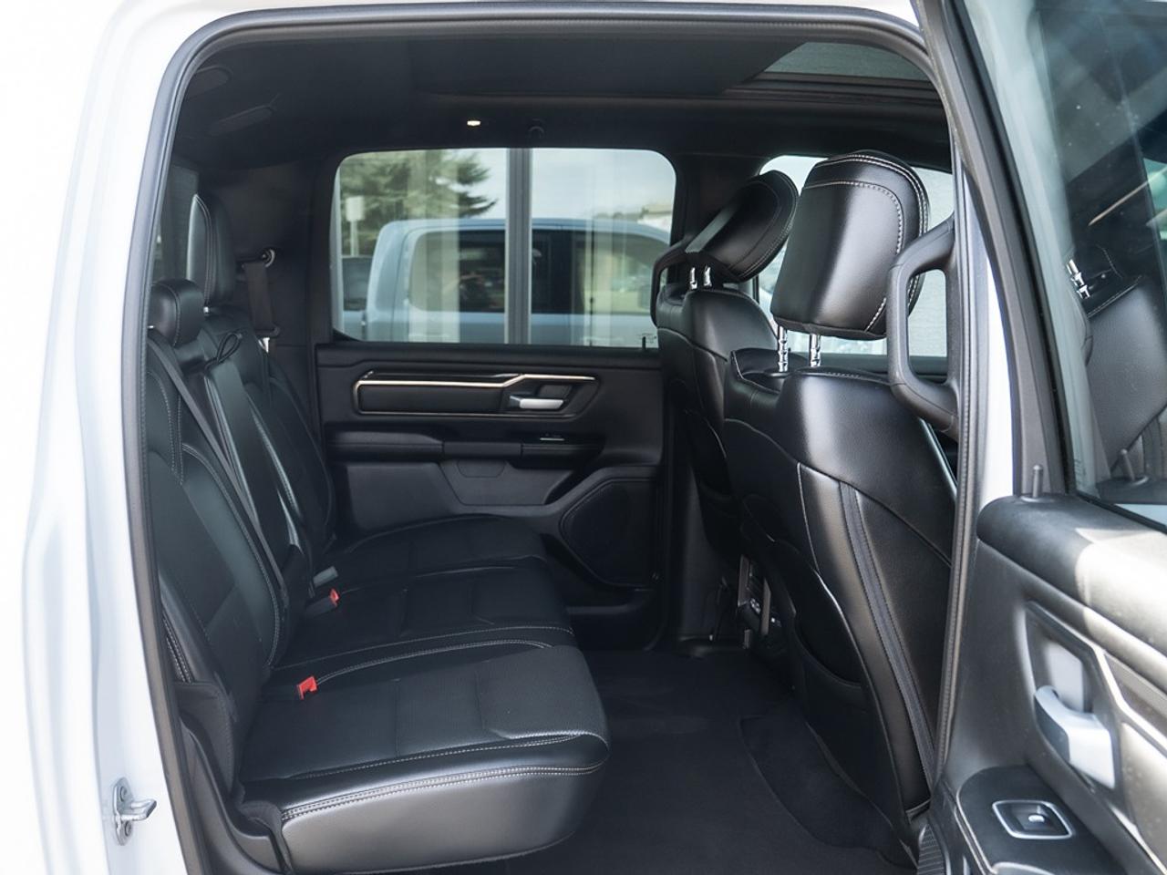 2019 RAM 1500 SPORT Photo20