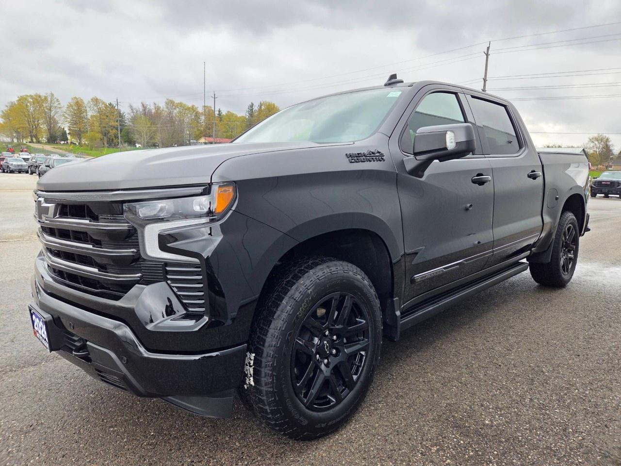 2026 Chevrolet Silverado 1500 Crew Cab Short Box 4-Wheel Drive High Country Photo